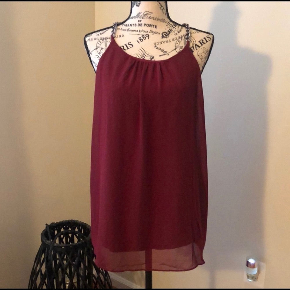 NWOT - SUPER CUTE ♥️ NY&C CHAIN STRAP TOP